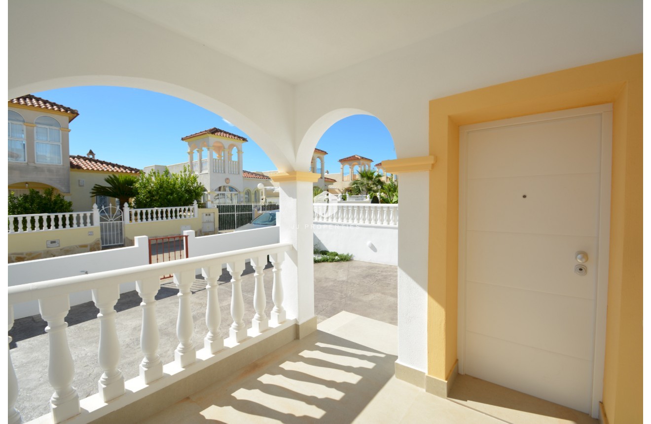 Tweedehands - Villa -
Algorfa - Inland