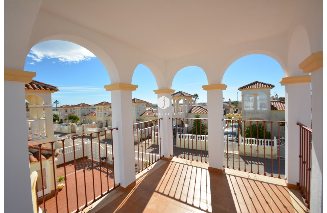 Tweedehands - Villa -
Algorfa - Inland