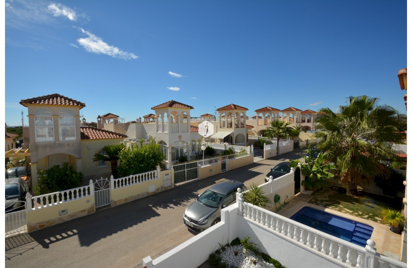 Tweedehands - Villa -
Algorfa - Inland