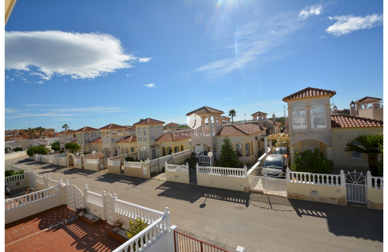 Tweedehands - Villa -
Algorfa - Inland