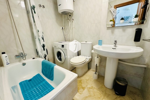 Aus zweiter Hand - Wohnung -
Torrevieja - Costa Blanca