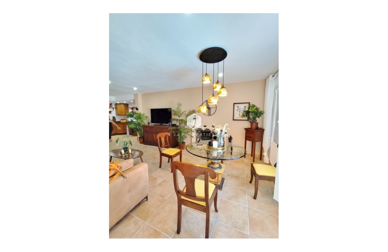 Tweedehands - Villa -
San Miguel de Salinas - Inland