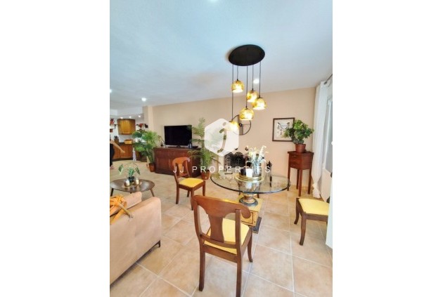 Tweedehands - Villa -
San Miguel de Salinas - Inland