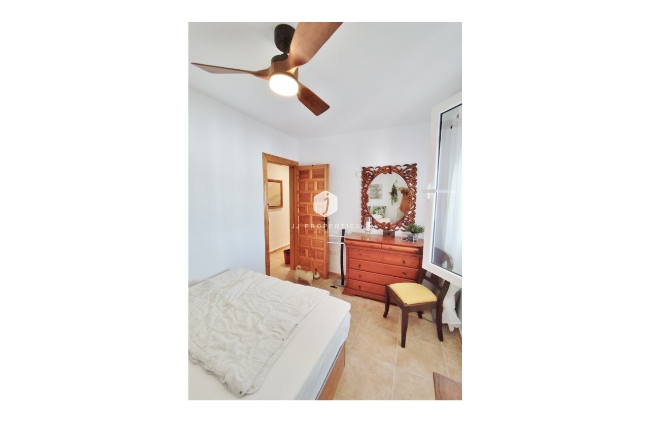 Tweedehands - Villa -
San Miguel de Salinas - Inland