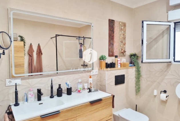 Tweedehands - Villa -
San Miguel de Salinas - Inland