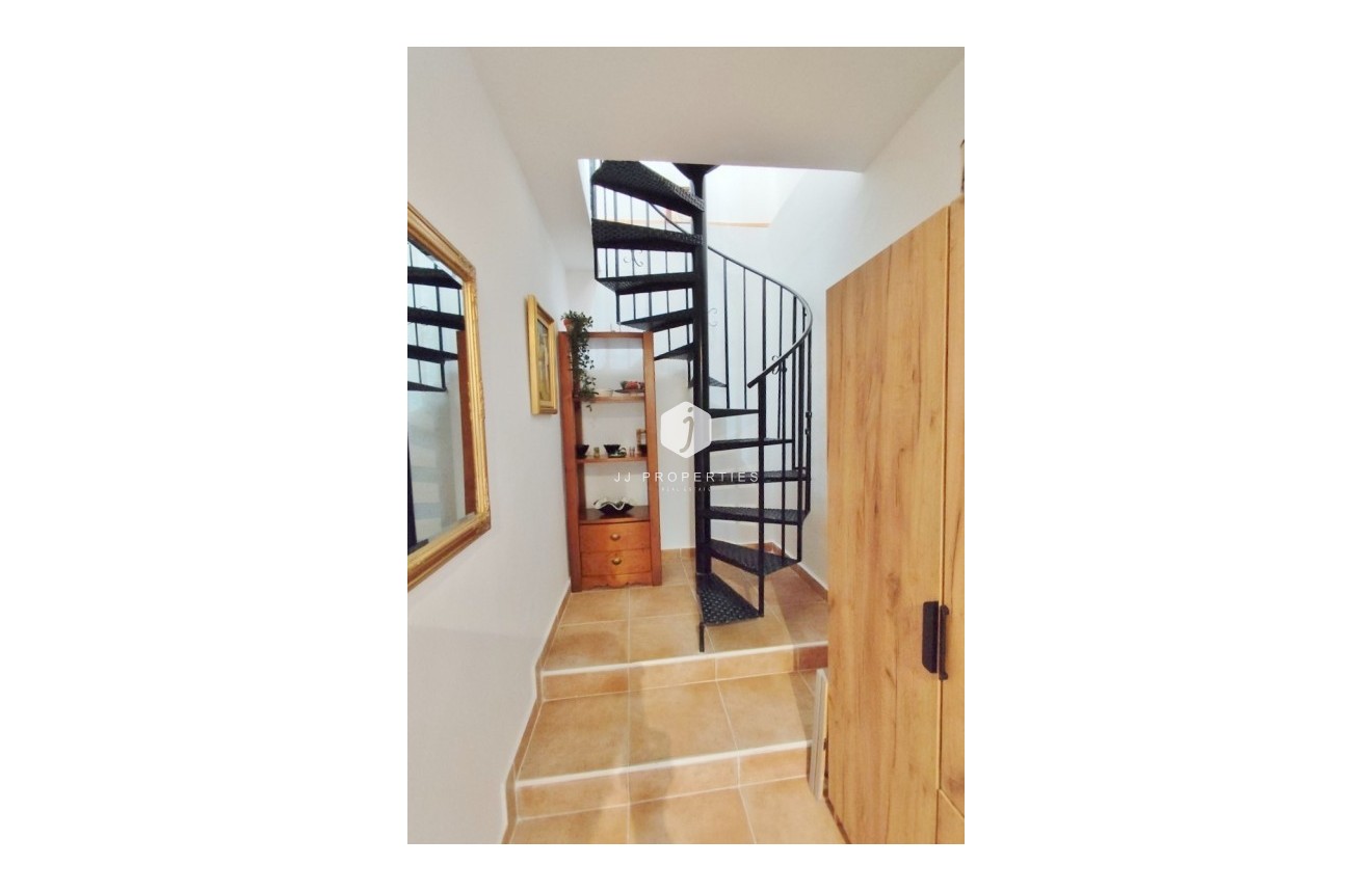 Tweedehands - Villa -
San Miguel de Salinas - Inland