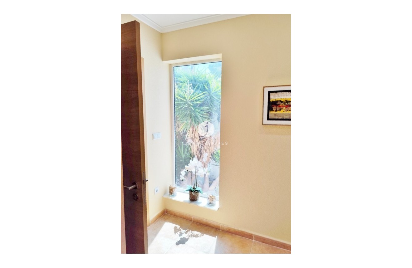 Tweedehands - Villa -
San Miguel de Salinas - Inland