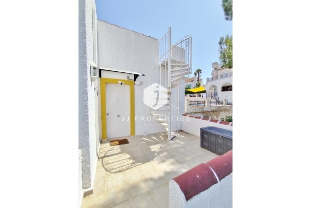 Tweedehands - Villa -
San Miguel de Salinas - Inland