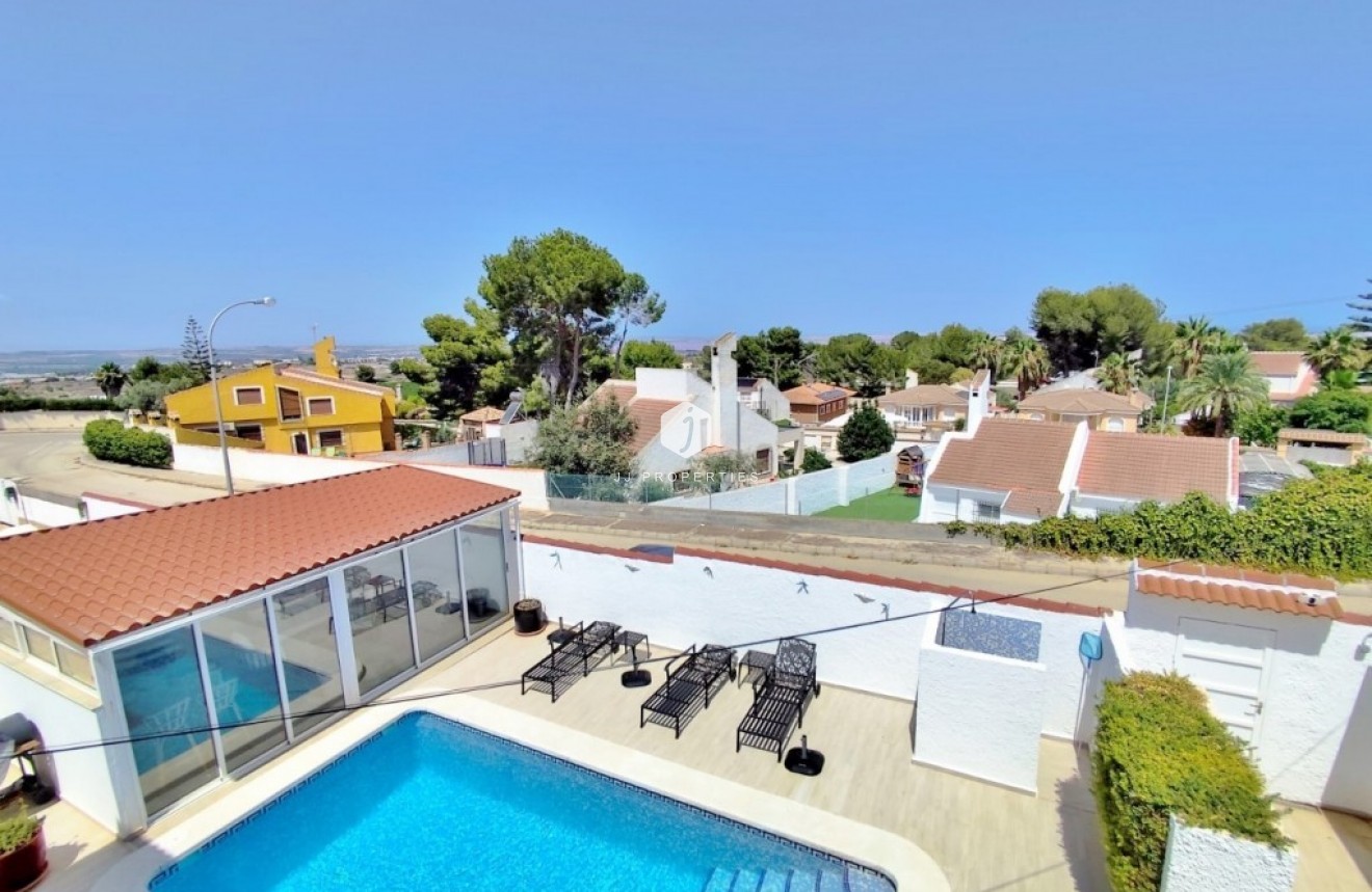 Tweedehands - Villa -
San Miguel de Salinas - Inland