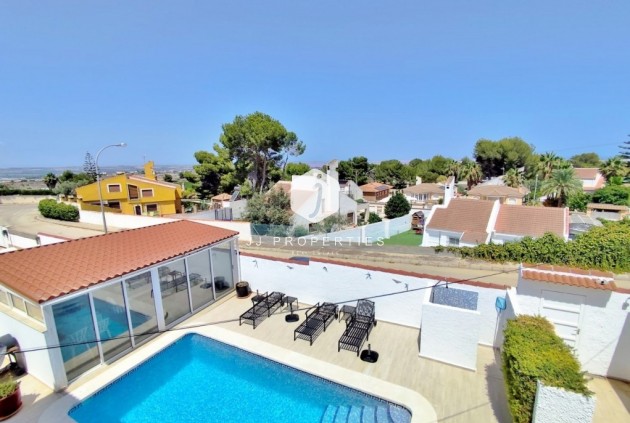 Tweedehands - Villa -
San Miguel de Salinas - Inland