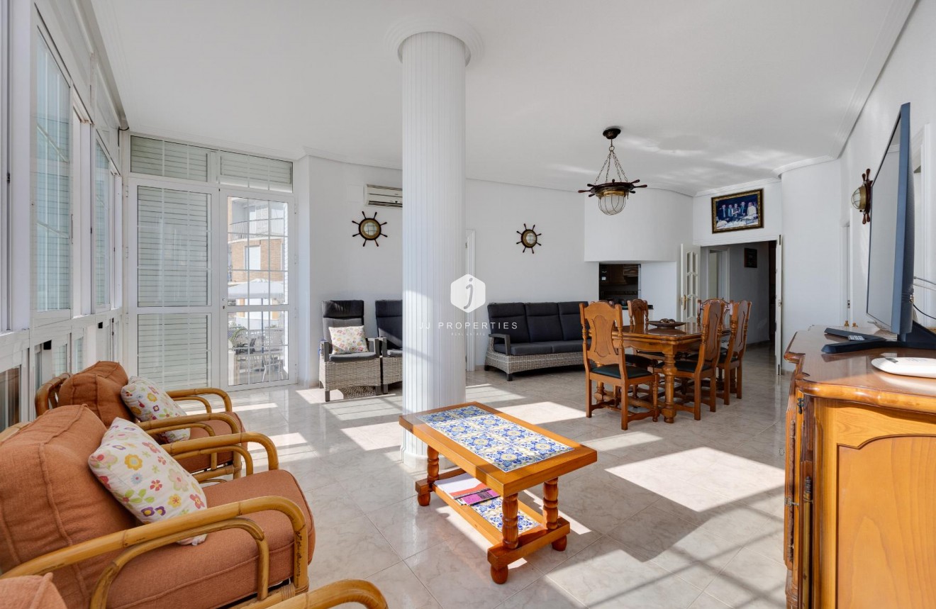 Tweedehands - Appartement / flat -
Torrevieja - Costa Blanca