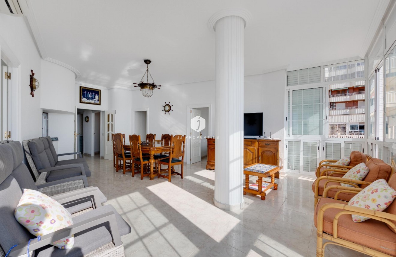 Tweedehands - Appartement / flat -
Torrevieja - Costa Blanca