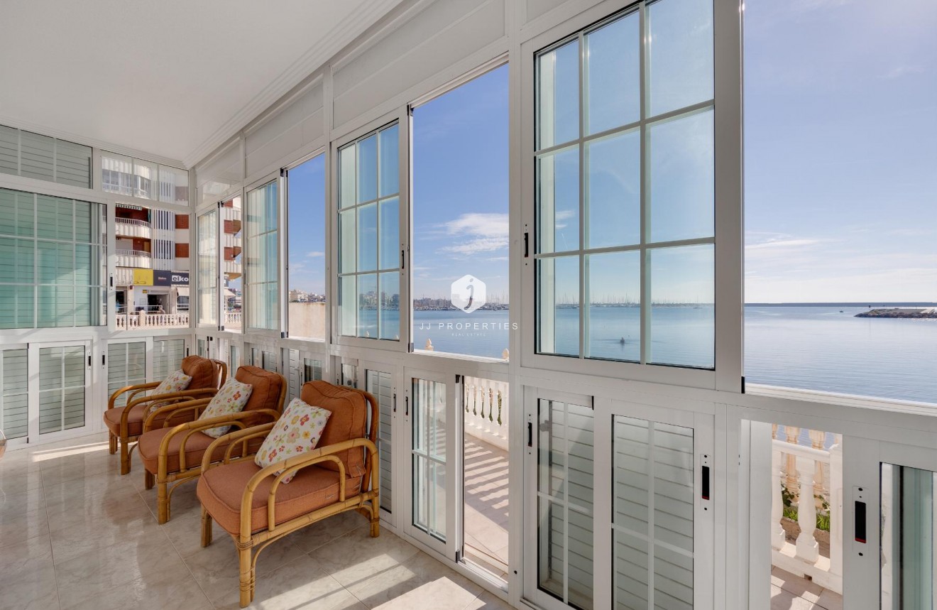 Tweedehands - Appartement / flat -
Torrevieja - Costa Blanca