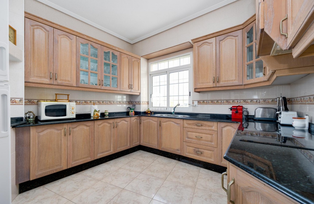 Tweedehands - Appartement / flat -
Torrevieja - Costa Blanca