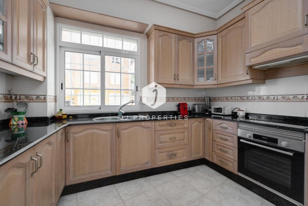 Tweedehands - Appartement / flat -
Torrevieja - Costa Blanca