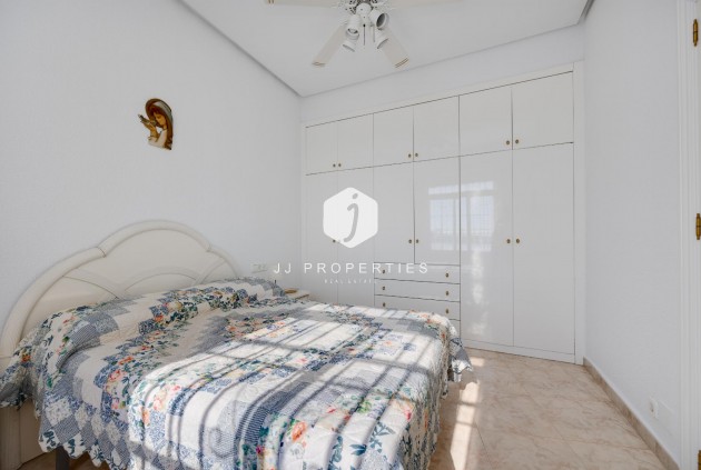 Tweedehands - Appartement / flat -
Torrevieja - Costa Blanca