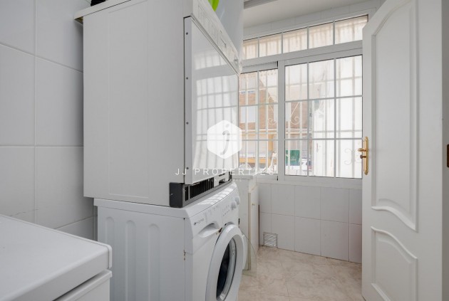 Tweedehands - Appartement / flat -
Torrevieja - Costa Blanca