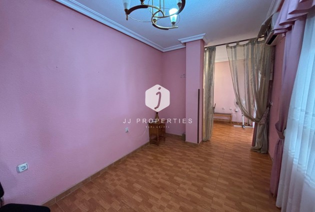 Tweedehands - Penthouse -
Torrevieja - Playa de los Naufragos