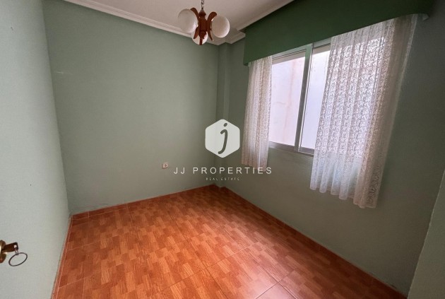 Tweedehands - Penthouse -
Torrevieja - Playa de los Naufragos