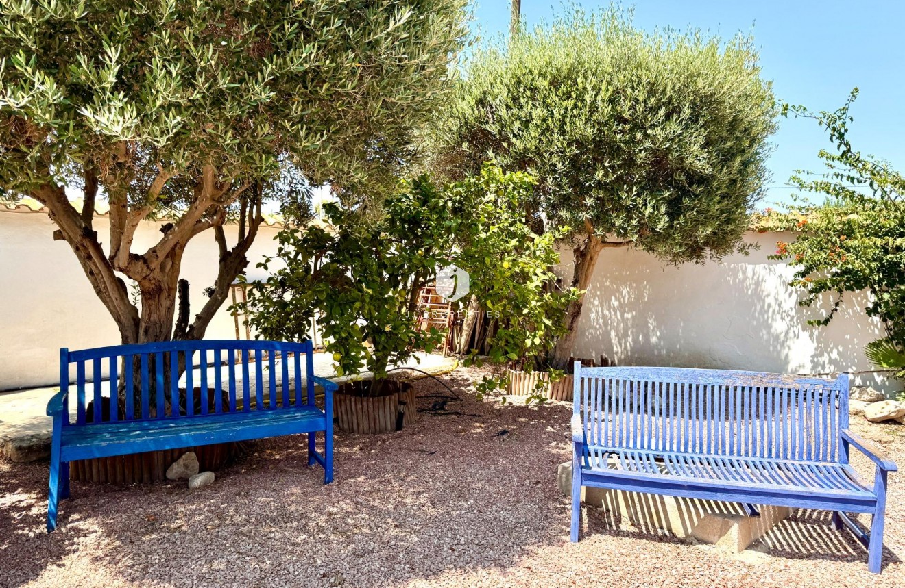 Tweedehands - Villa -
Dolores - Comunidad Valenciana