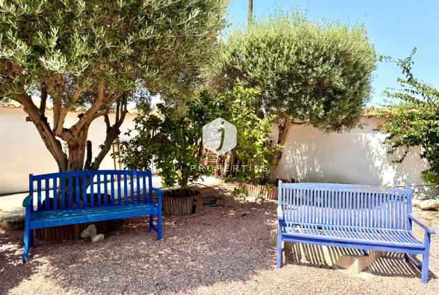 Tweedehands - Villa -
Dolores - Comunidad Valenciana