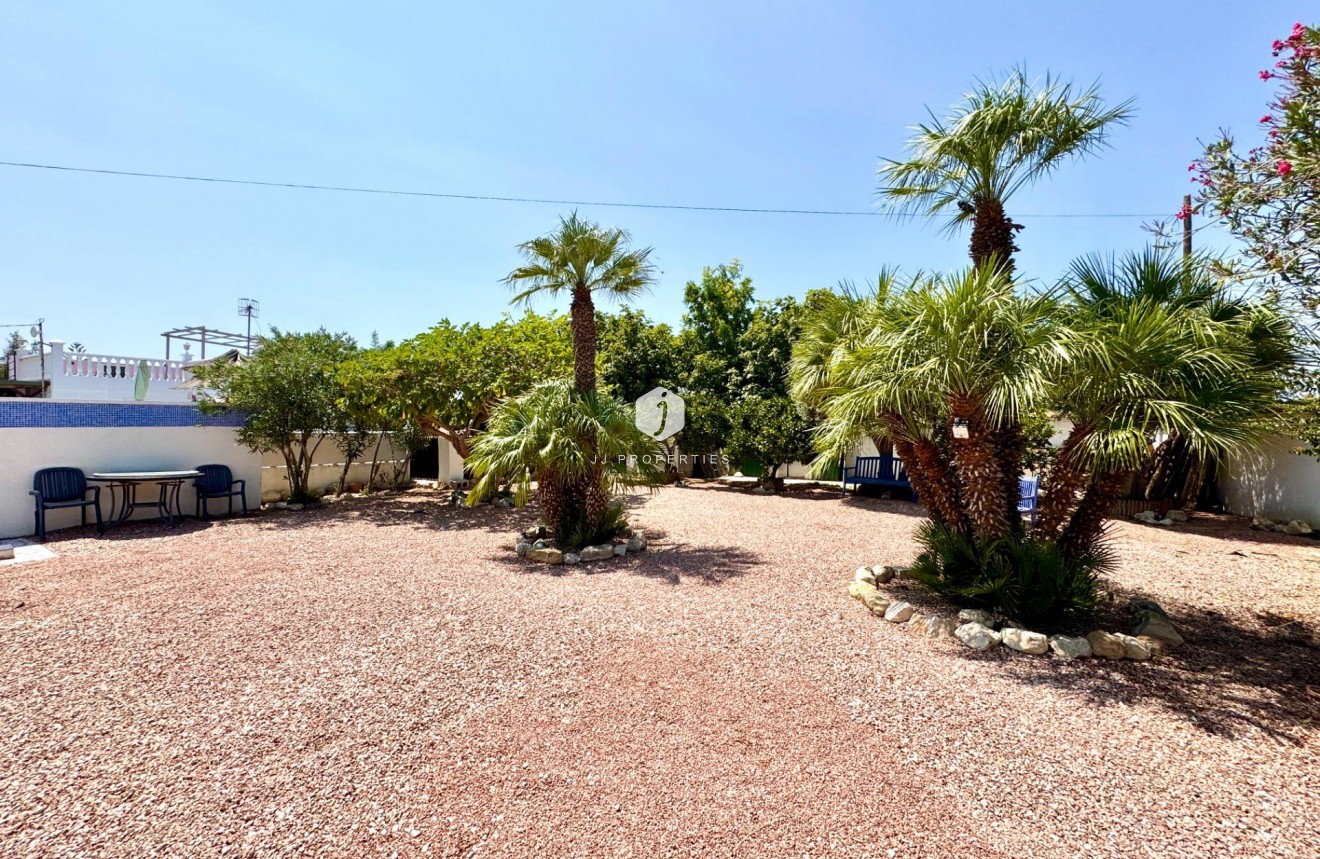 Tweedehands - Villa -
Dolores - Comunidad Valenciana