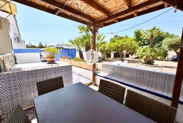 Tweedehands - Villa -
Dolores - Comunidad Valenciana