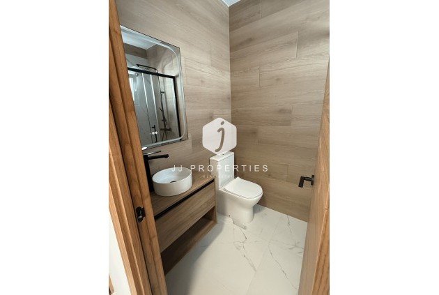 Tweedehands - Appartement / flat -
Torrevieja - Costa Blanca