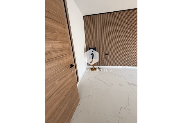 Tweedehands - Appartement / flat -
Torrevieja - Costa Blanca