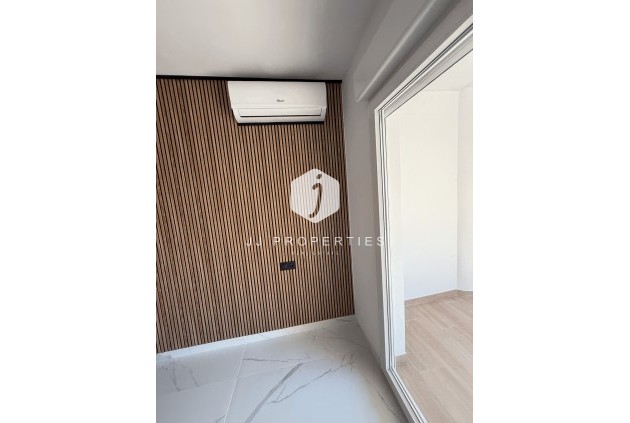 Tweedehands - Appartement / flat -
Torrevieja - Costa Blanca