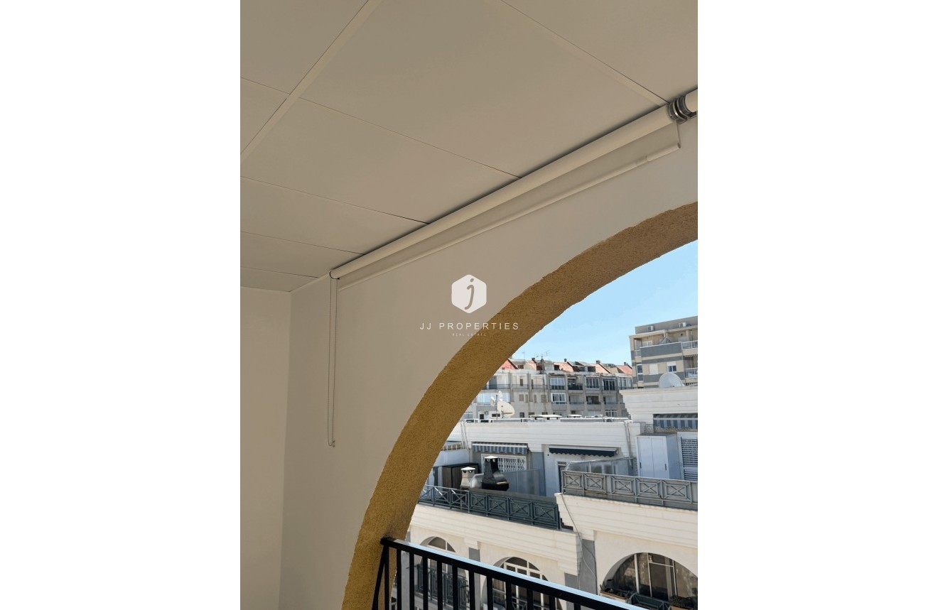 Tweedehands - Appartement / flat -
Torrevieja - Costa Blanca