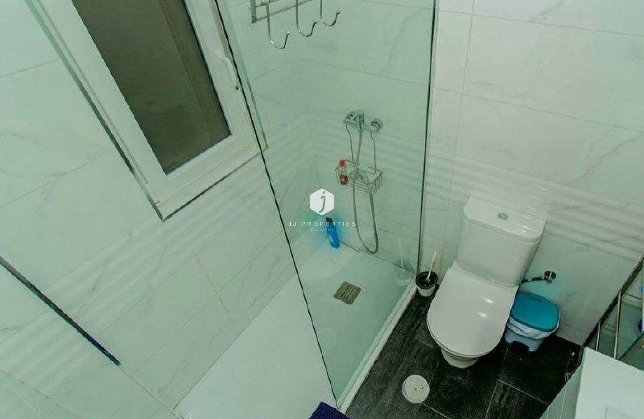 Tweedehands - Appartement / flat -
Torrevieja - Aguas Nuevas 2