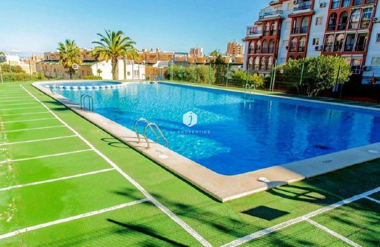 Tweedehands - Appartement / flat -
Torrevieja - Aguas Nuevas 2