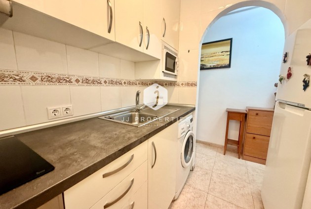 Tweedehands - Appartement / flat -
Torrevieja - PARQUE DE LAS NACIONES