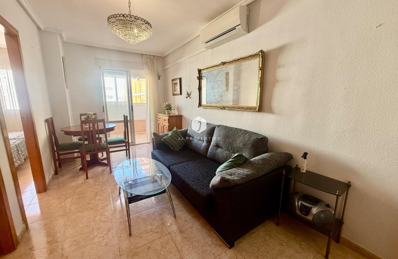 Tweedehands - Appartement / flat -
Torrevieja - PARQUE DE LAS NACIONES