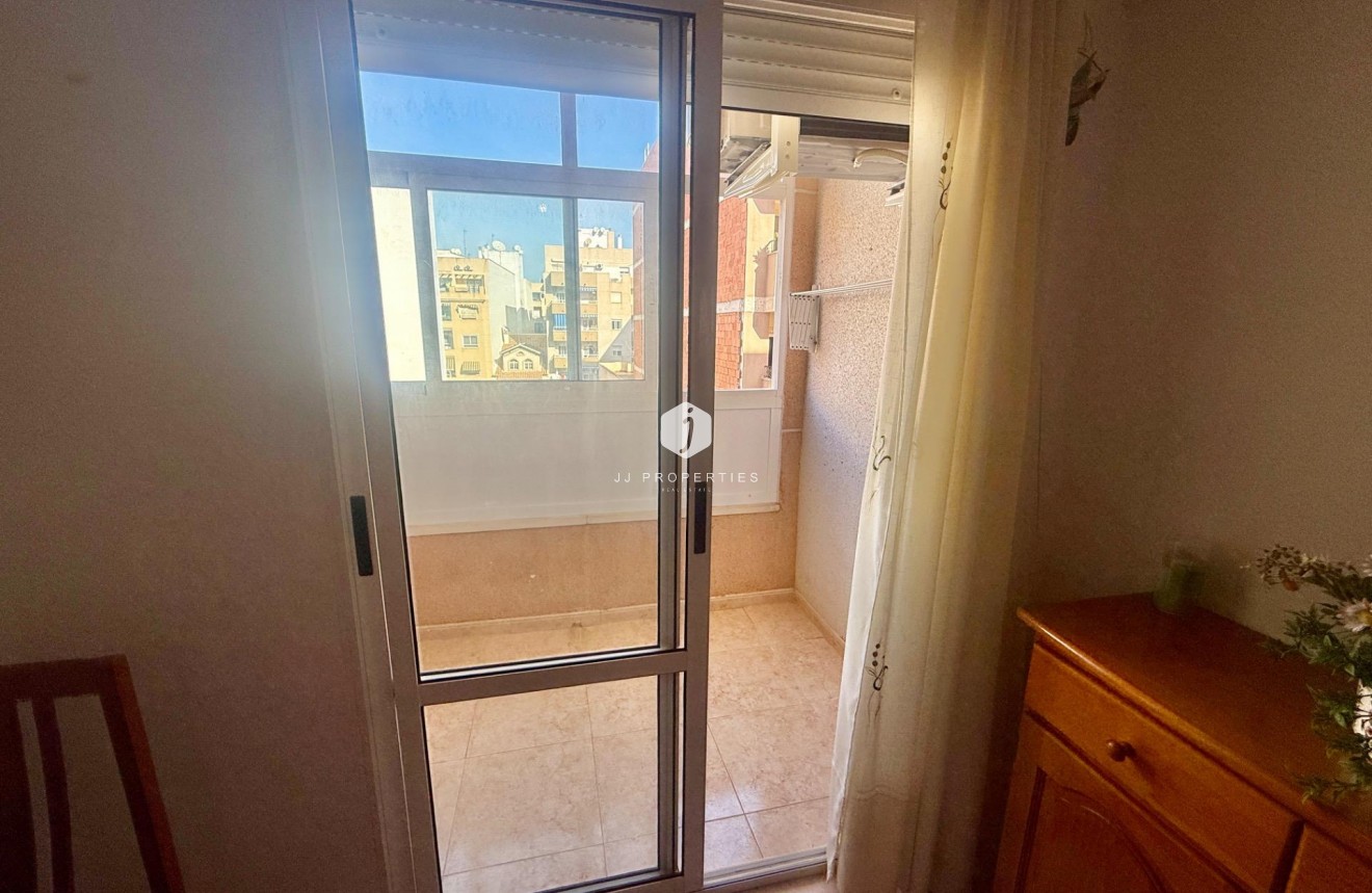 Tweedehands - Appartement / flat -
Torrevieja - PARQUE DE LAS NACIONES