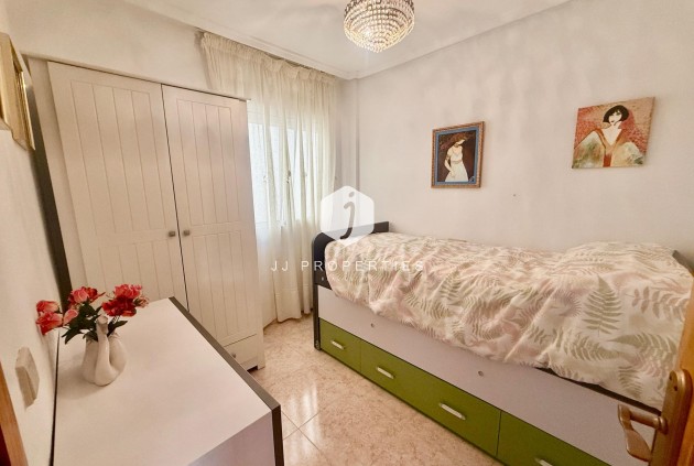 Tweedehands - Appartement / flat -
Torrevieja - PARQUE DE LAS NACIONES
