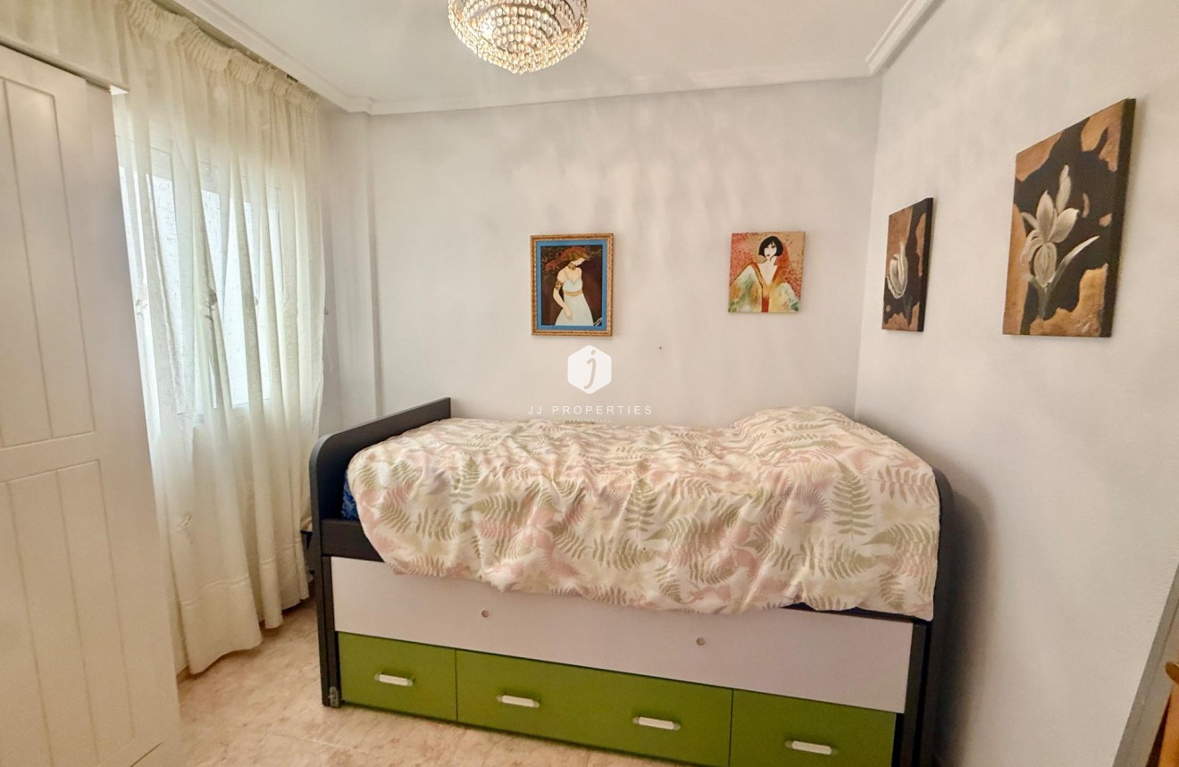 Tweedehands - Appartement / flat -
Torrevieja - PARQUE DE LAS NACIONES