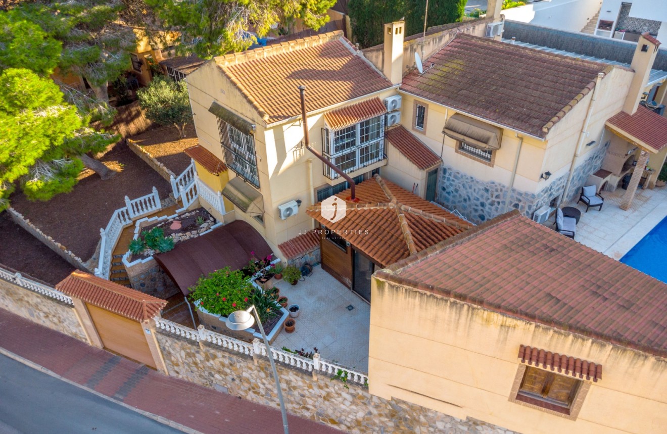 Tweedehands - Chalet -
Torrevieja - Los balcones