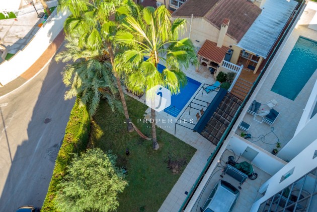 Tweedehands - Chalet -
Torrevieja - Los balcones