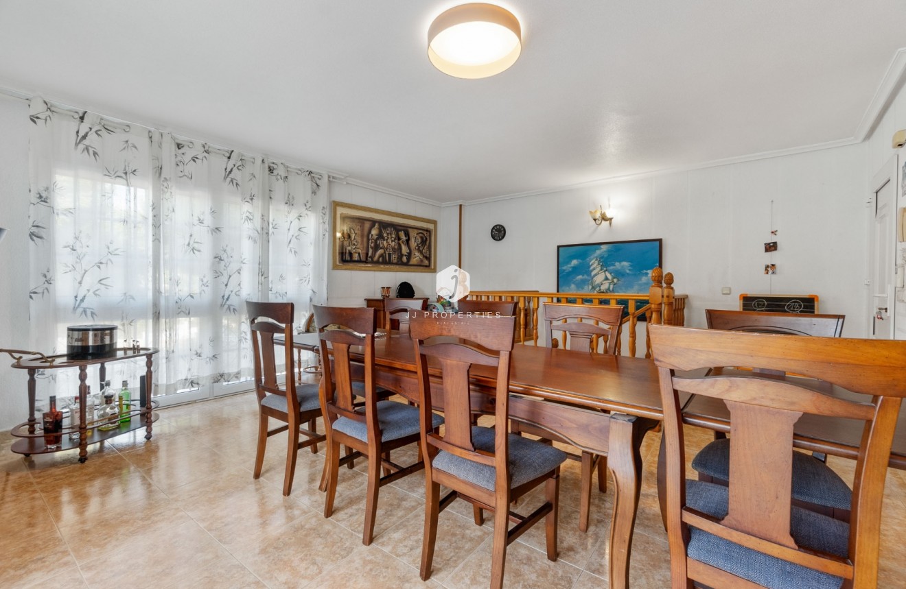 Tweedehands - Chalet -
Torrevieja - Los balcones