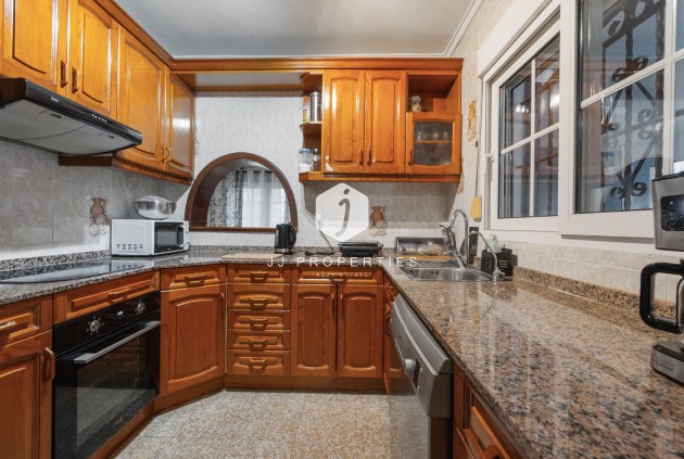 Tweedehands - Chalet -
Torrevieja - Los balcones