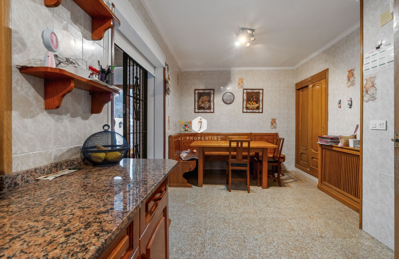 Tweedehands - Chalet -
Torrevieja - Los balcones