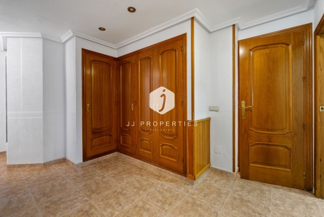 Tweedehands - Chalet -
Torrevieja - Los balcones