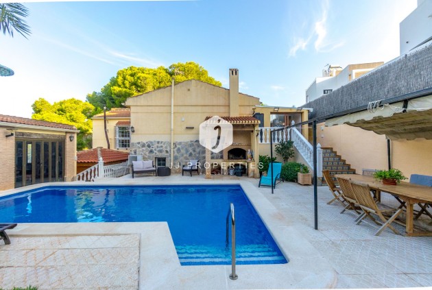 Tweedehands - Chalet -
Torrevieja - Los balcones