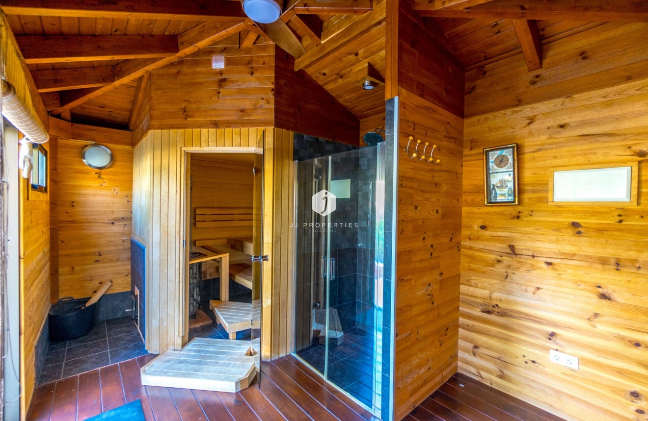 Tweedehands - Chalet -
Torrevieja - Los balcones