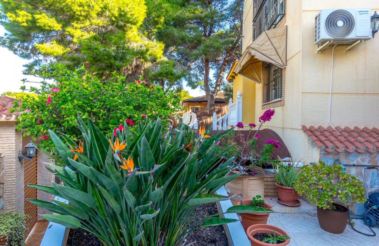 Tweedehands - Chalet -
Torrevieja - Los balcones