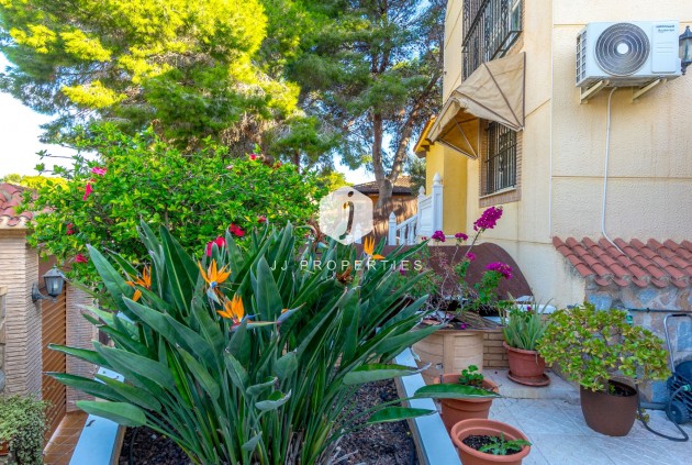 Tweedehands - Chalet -
Torrevieja - Los balcones