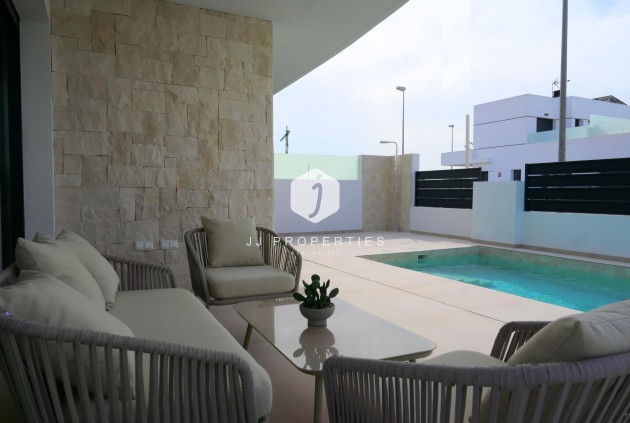 Nieuwbouw Woningen - Chalet -
Dolores - polideportivo