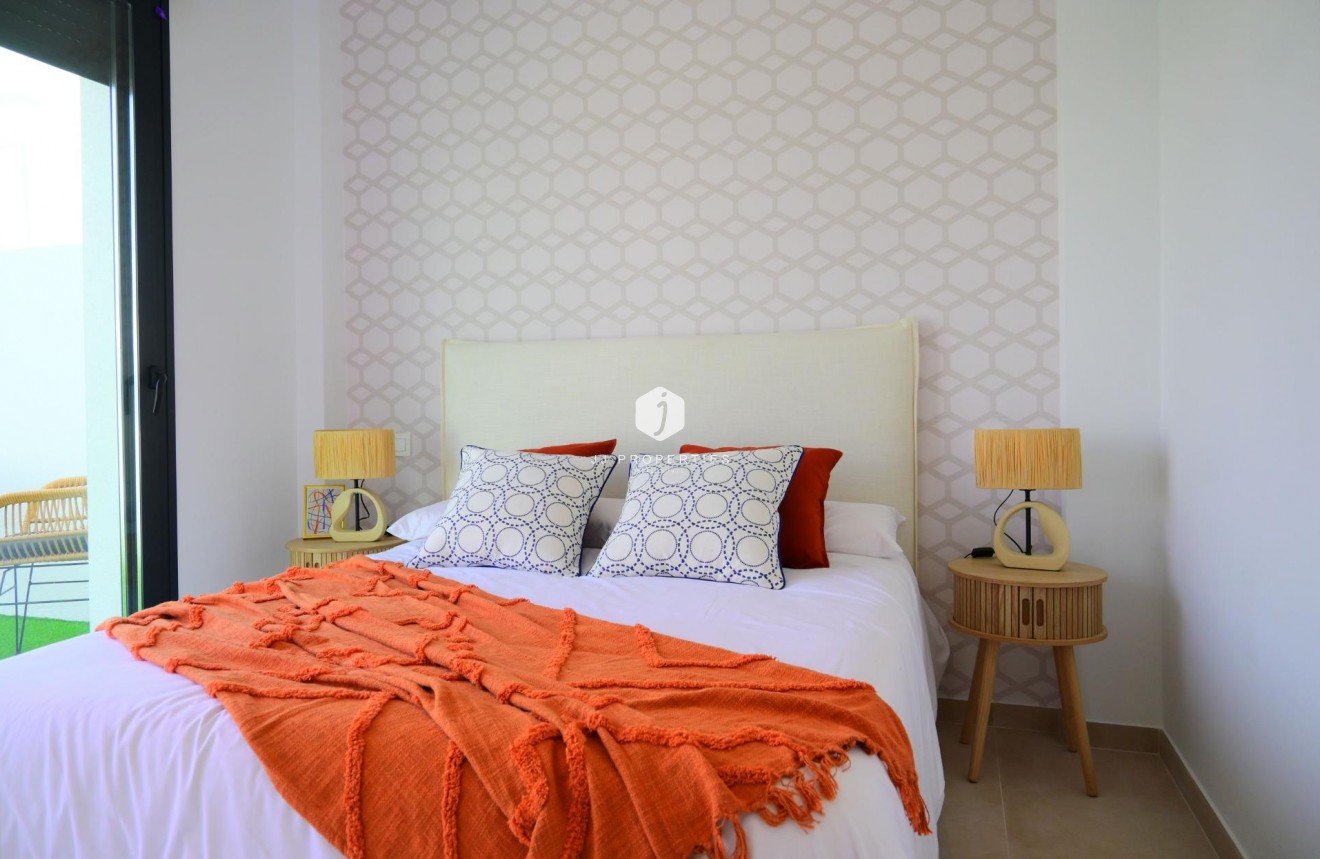 Nieuwbouw Woningen - Chalet -
Dolores - polideportivo